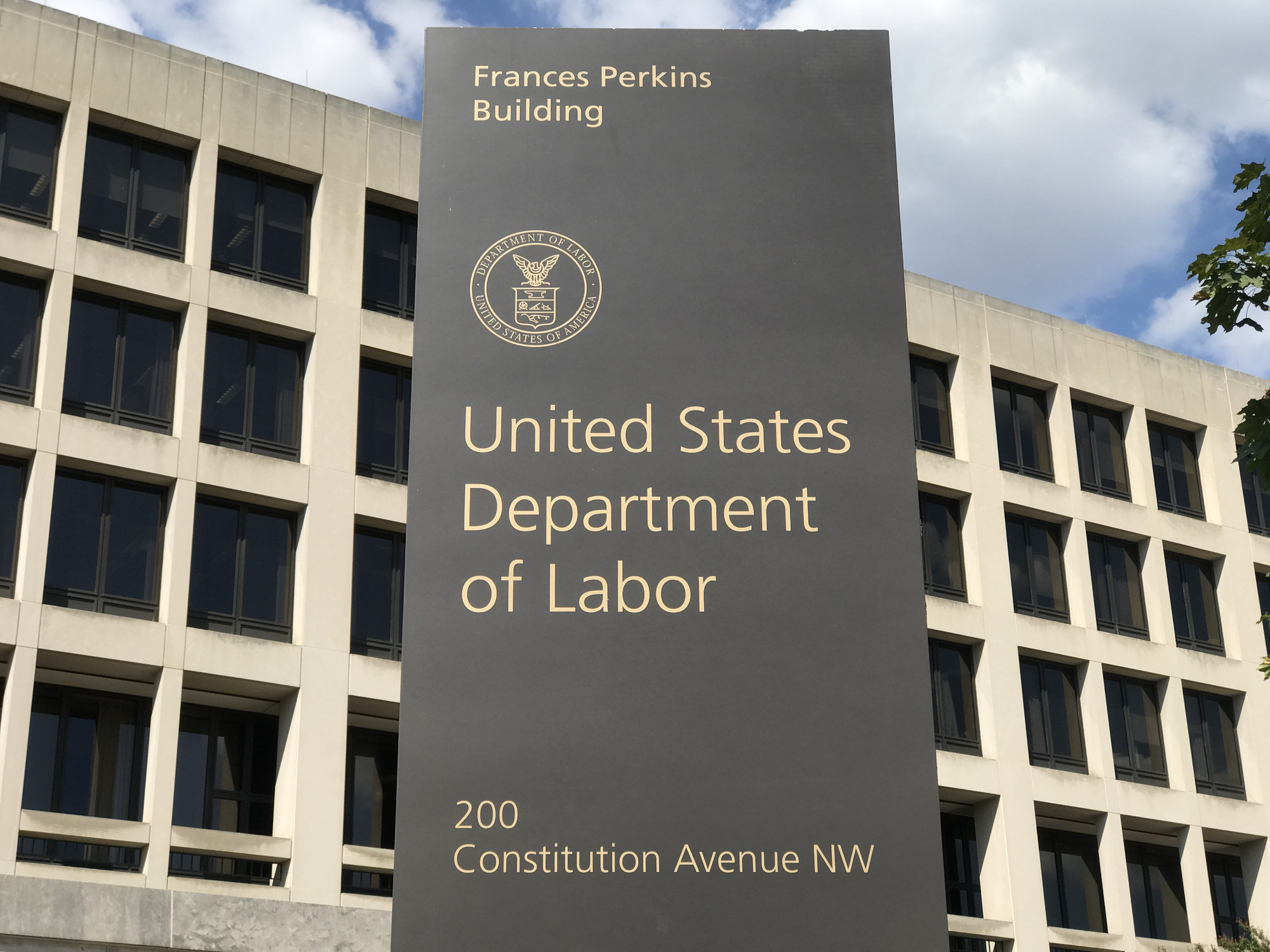 U.S. Department of Labor Sign | Zinner and Co. CPAs and Consultants | DOL Proposes New Independent Contractor Rule