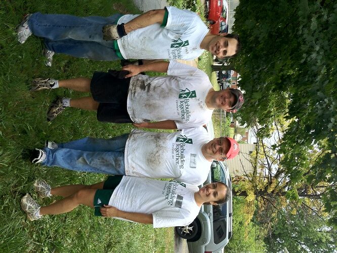 Zinner Volunteers for Rebuilding Together in Cleveland